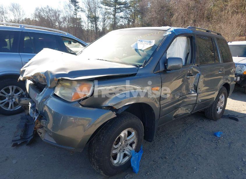 Photo 2 of 2008 Honda Pilot VP (VIN 5FNYF18268B027696)
