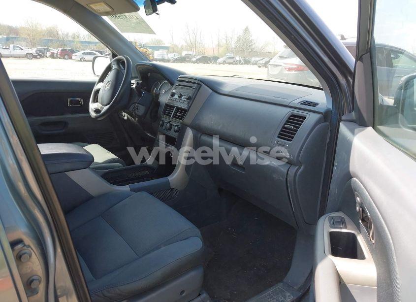 Photo 5 of 2008 Honda Pilot VP (VIN 5FNYF18288B042958)