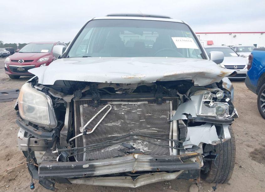 Photo 6 of 2008 Honda Pilot SE (VIN 5FNYF18308B005394)