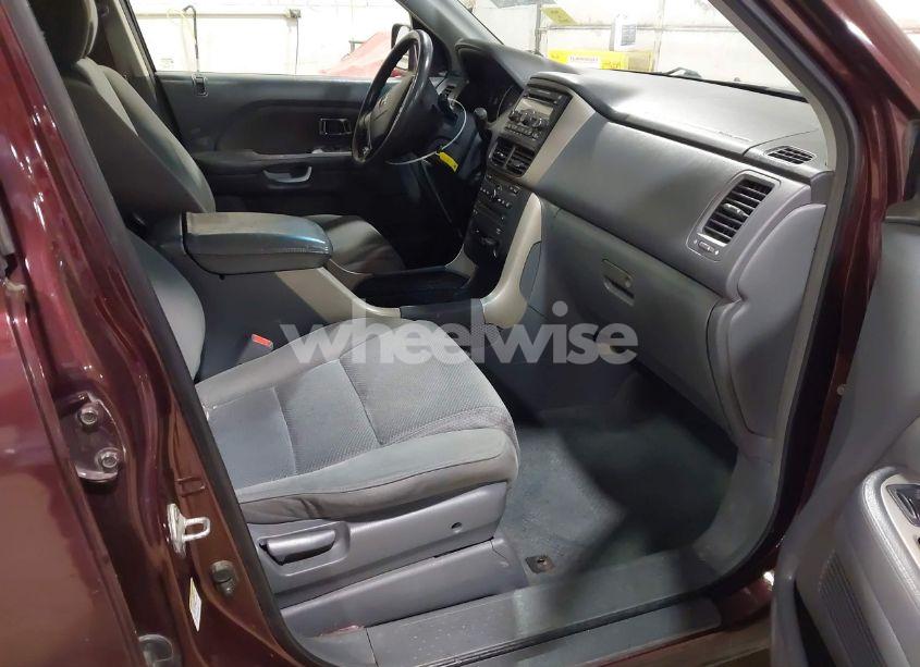 Photo 5 of 2008 Honda Pilot SE (VIN 5FNYF18308B031378)