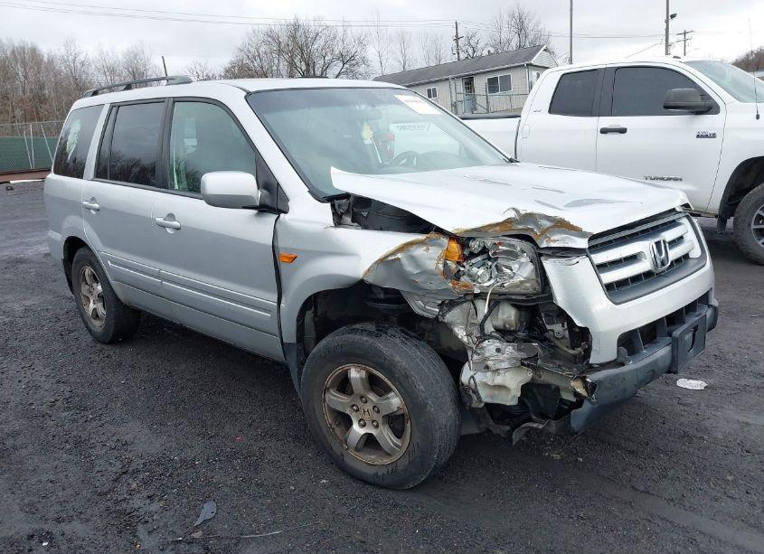 2008 Honda Pilot SE (VIN 5FNYF18318B039019) main photo