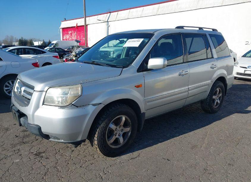Photo 2 of 2008 Honda Pilot SE (VIN 5FNYF18338B001727)