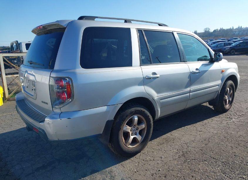 Photo 4 of 2008 Honda Pilot SE (VIN 5FNYF18338B001727)