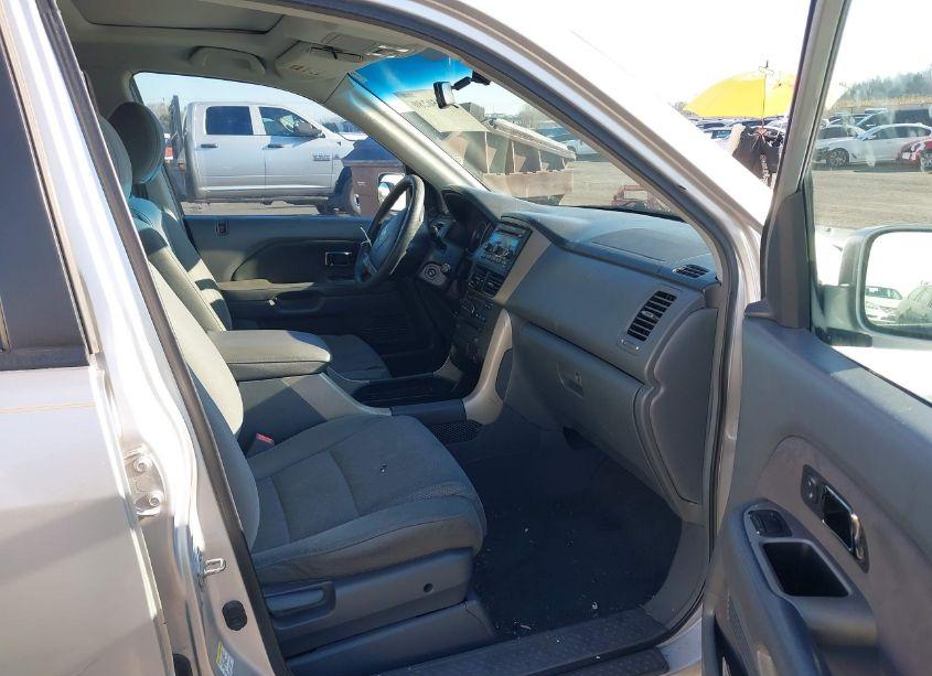 Photo 5 of 2008 Honda Pilot SE (VIN 5FNYF18338B001727)