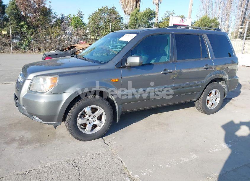 Photo 2 of 2008 Honda Pilot SE (VIN 5FNYF18348B007441)