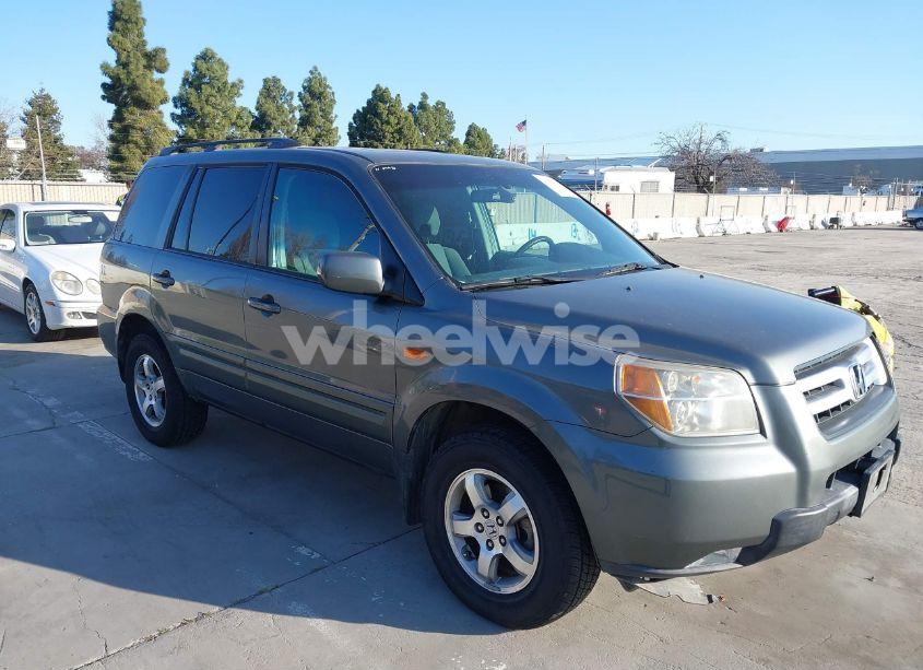 Photo 6 of 2008 Honda Pilot SE (VIN 5FNYF18348B007441)