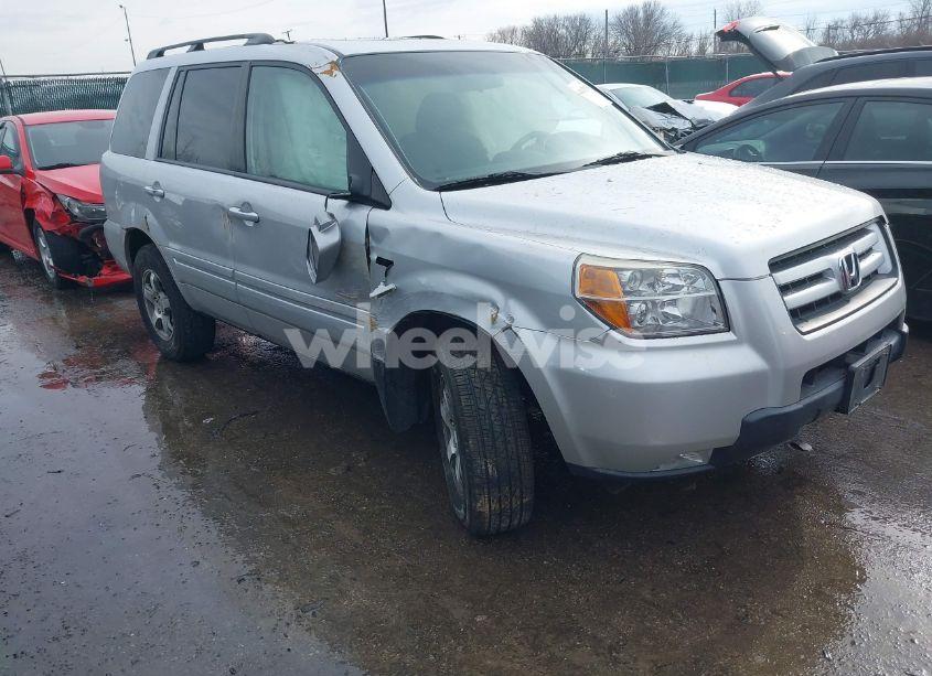 2008 Honda Pilot SE (VIN 5FNYF18348B050760) main photo