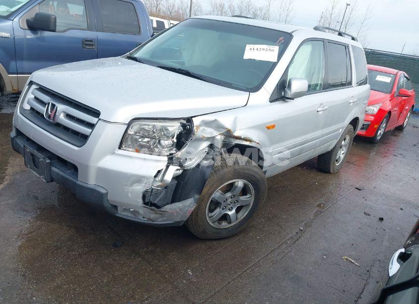 Photo 2 of 2008 Honda Pilot SE (VIN 5FNYF18348B050760)