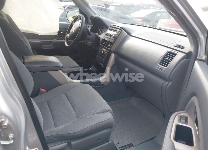 Photo 5 of 2008 Honda Pilot SE (VIN 5FNYF18348B050760)