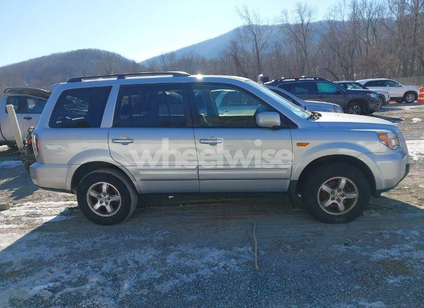 Photo 13 of 2008 Honda Pilot SE (VIN 5FNYF18368B005240)