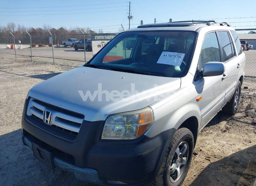 Photo 2 of 2008 Honda Pilot SE (VIN 5FNYF18368B055118)