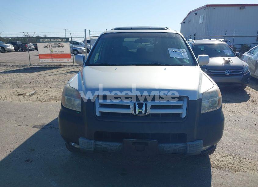 Photo 6 of 2008 Honda Pilot SE (VIN 5FNYF18368B055118)