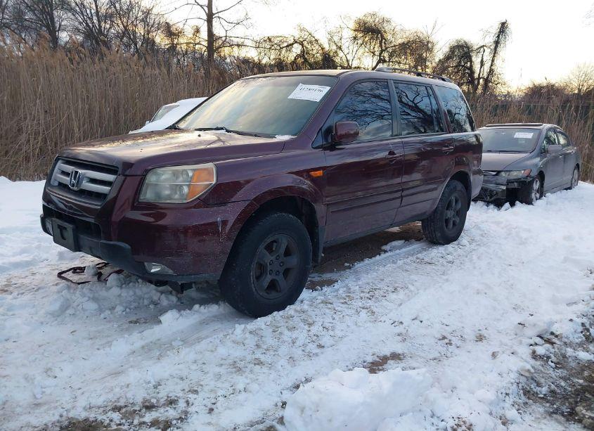 Photo 2 of 2008 Honda Pilot SE (VIN 5FNYF18378B047657)
