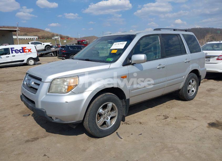 Photo 2 of 2008 Honda Pilot SE (VIN 5FNYF18388B018930)