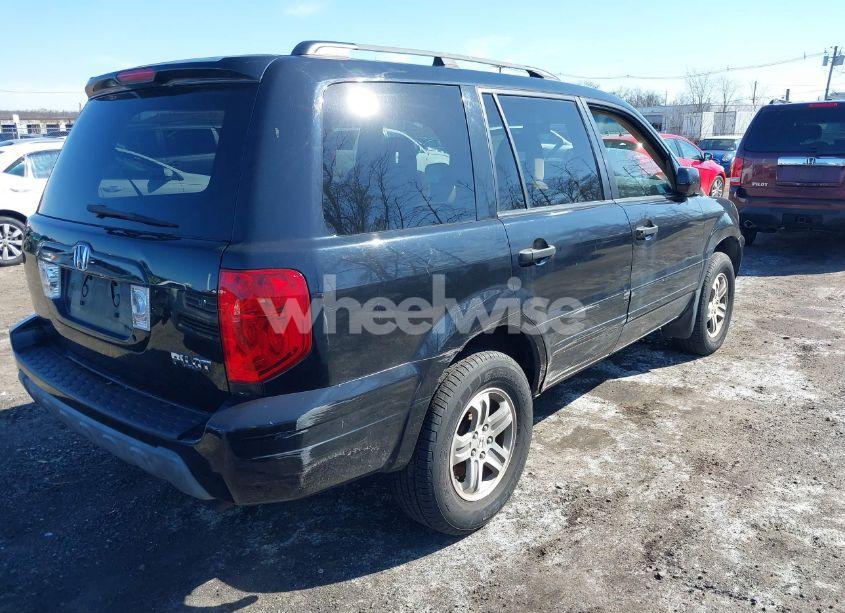 Photo 4 of 2004 Honda Pilot EX (VIN 5FNYF18404B000084)