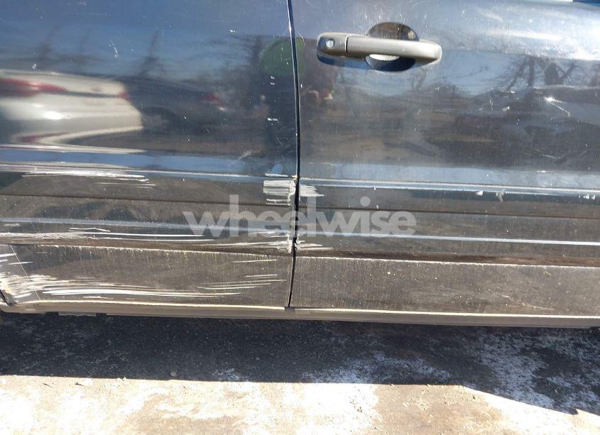 Photo 6 of 2004 Honda Pilot EX (VIN 5FNYF18404B000084)