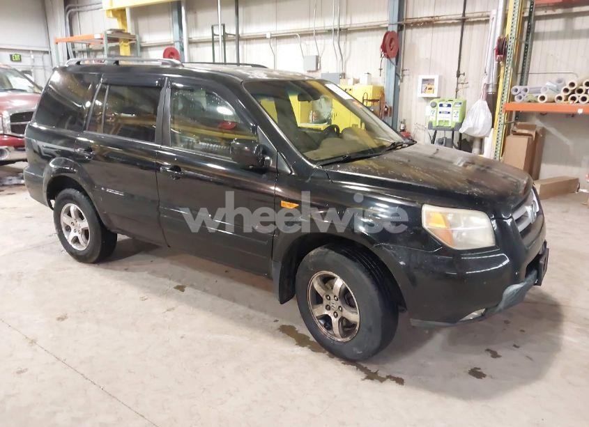 2008 Honda Pilot EX (VIN 5FNYF18408B002021) main photo