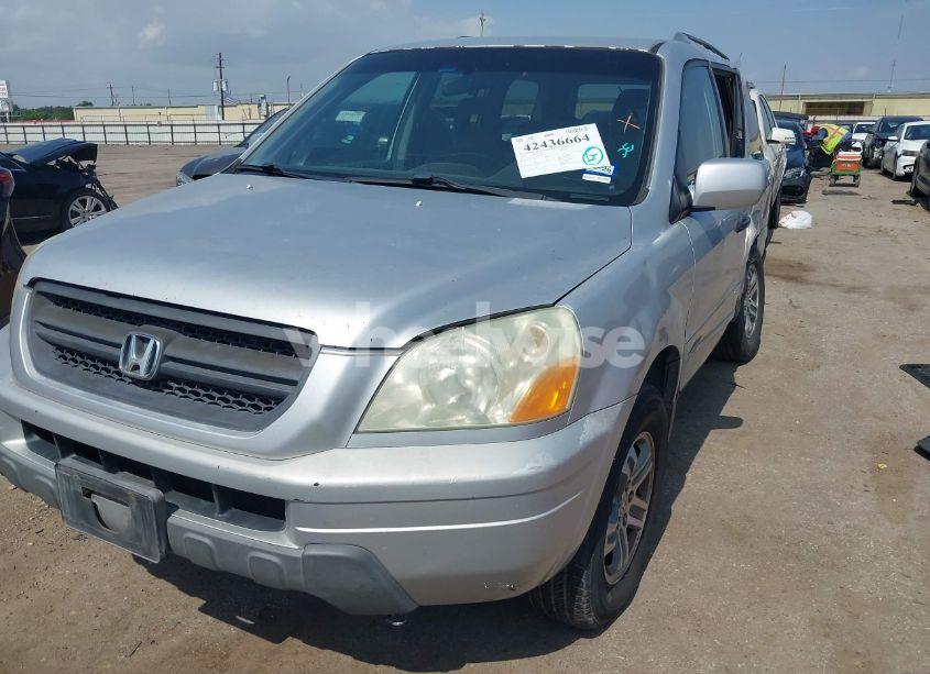 Photo 2 of 2005 Honda Pilot EX (VIN 5FNYF18415B003335)