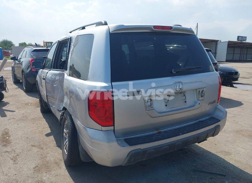 Photo 3 of 2005 Honda Pilot EX (VIN 5FNYF18415B003335)