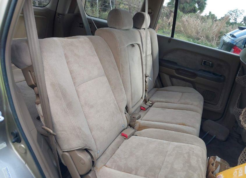 Photo 8 of 2005 Honda Pilot EX (VIN 5FNYF18415B008597)