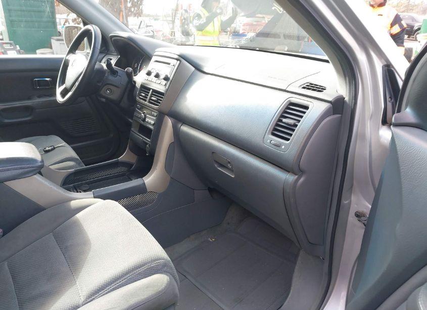 Photo 5 of 2006 Honda Pilot EX (VIN 5FNYF18416B022078)