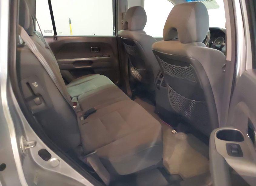 Photo 8 of 2007 Honda Pilot EX (VIN 5FNYF18427B014234)