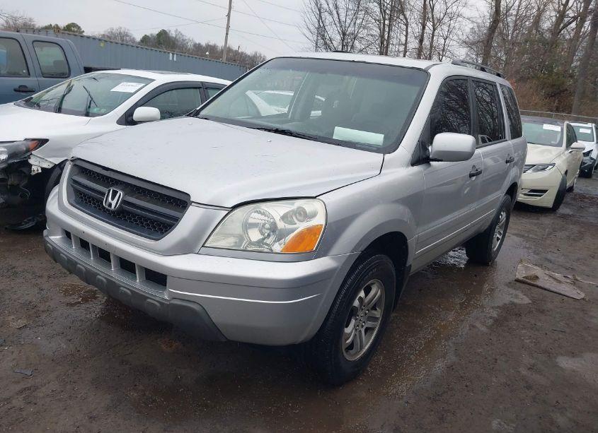 Photo 2 of 2005 Honda Pilot EX (VIN 5FNYF18435B029497)