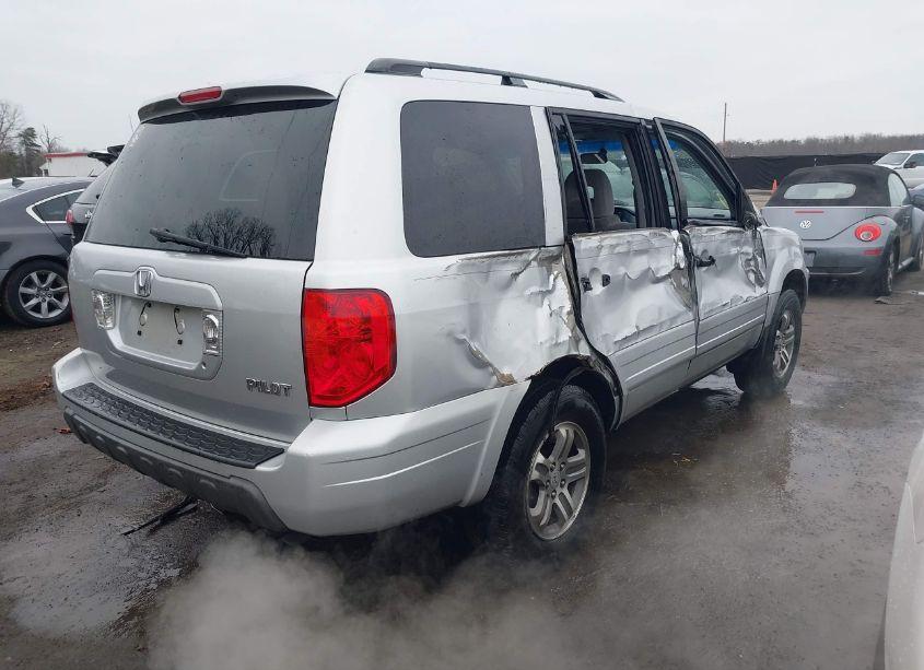 Photo 4 of 2005 Honda Pilot EX (VIN 5FNYF18435B029497)