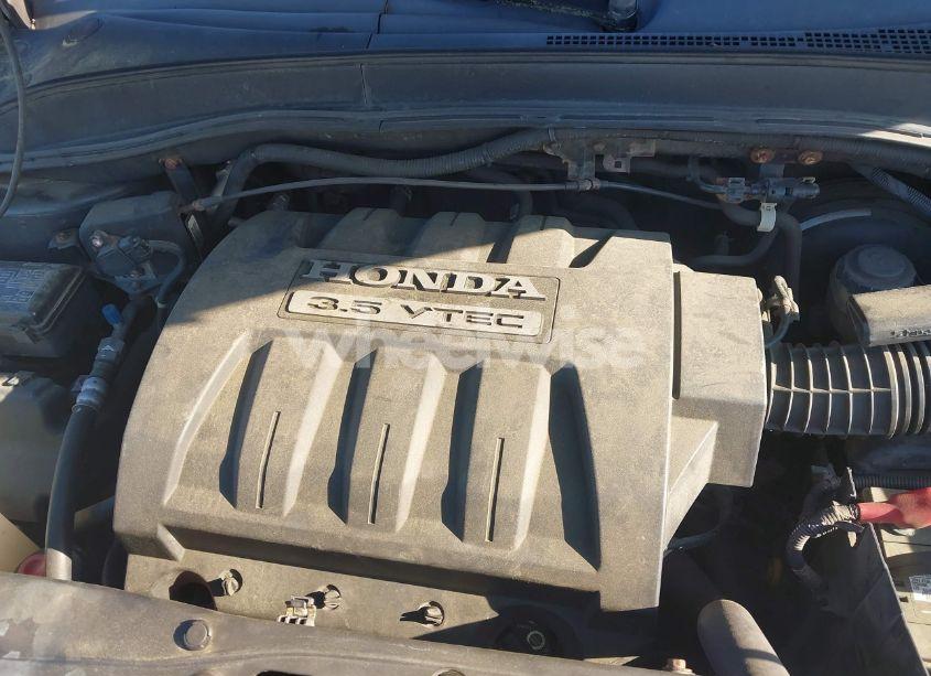 Photo 10 of 2005 Honda Pilot EX (VIN 5FNYF18435B065447)