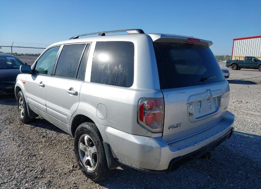 Photo 3 of 2006 Honda Pilot EX (VIN 5FNYF18436B010692)