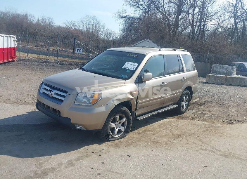 Photo 2 of 2007 Honda Pilot EX (VIN 5FNYF18437B012105)