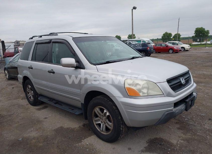 2005 Honda Pilot EX (VIN 5FNYF18445B005046) main photo