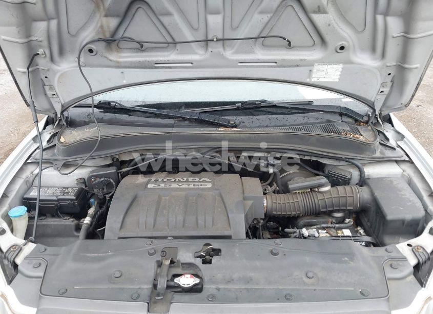 Photo 10 of 2005 Honda Pilot EX (VIN 5FNYF18445B005046)