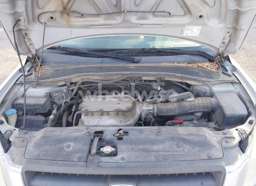 Photo 10 of 2005 Honda Pilot EX (VIN 5FNYF18445B065795)