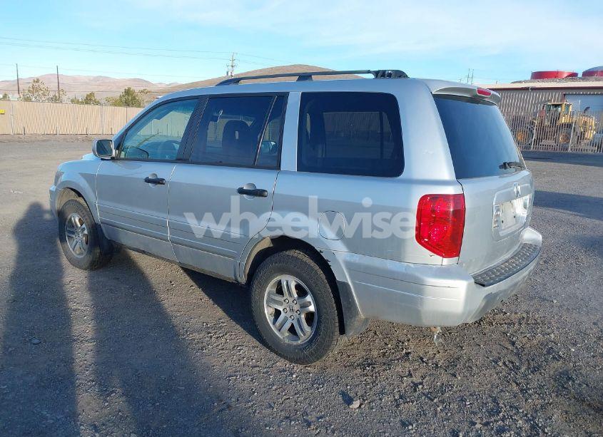 Photo 3 of 2005 Honda Pilot EX (VIN 5FNYF18445B065795)