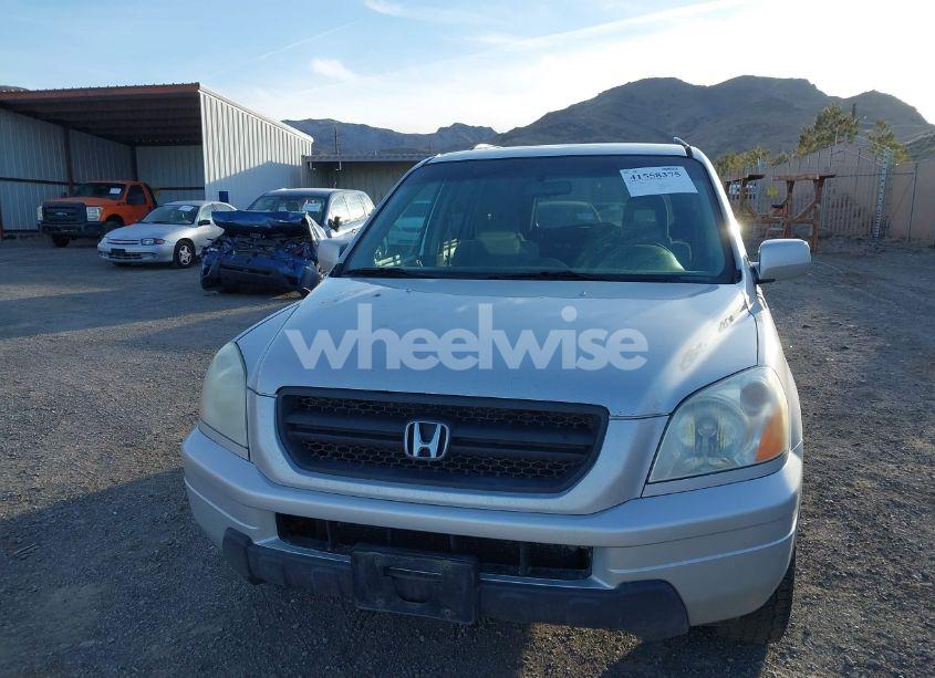 Photo 6 of 2005 Honda Pilot EX (VIN 5FNYF18445B065795)