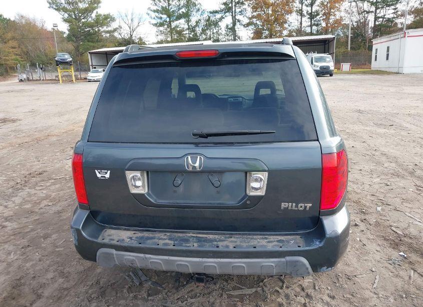 Photo 16 of 2005 Honda Pilot EX (VIN 5FNYF18455B010465)