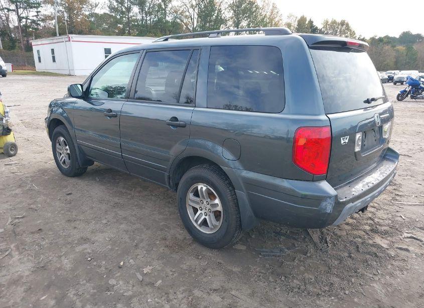 Photo 3 of 2005 Honda Pilot EX (VIN 5FNYF18455B010465)