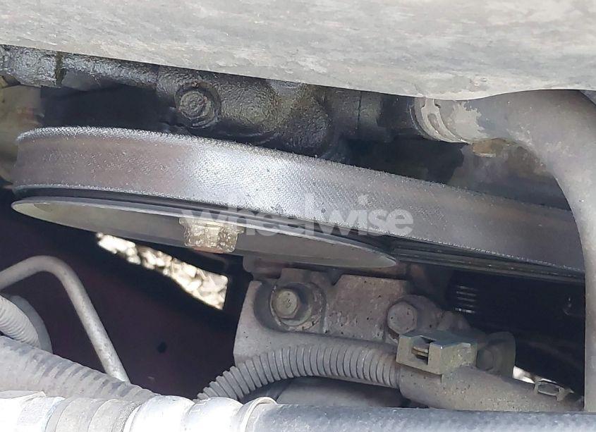 Photo 6 of 2005 Honda Pilot EX (VIN 5FNYF18455B010594)