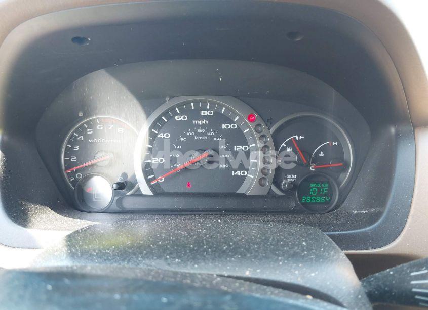 Photo 7 of 2005 Honda Pilot EX (VIN 5FNYF18455B010594)