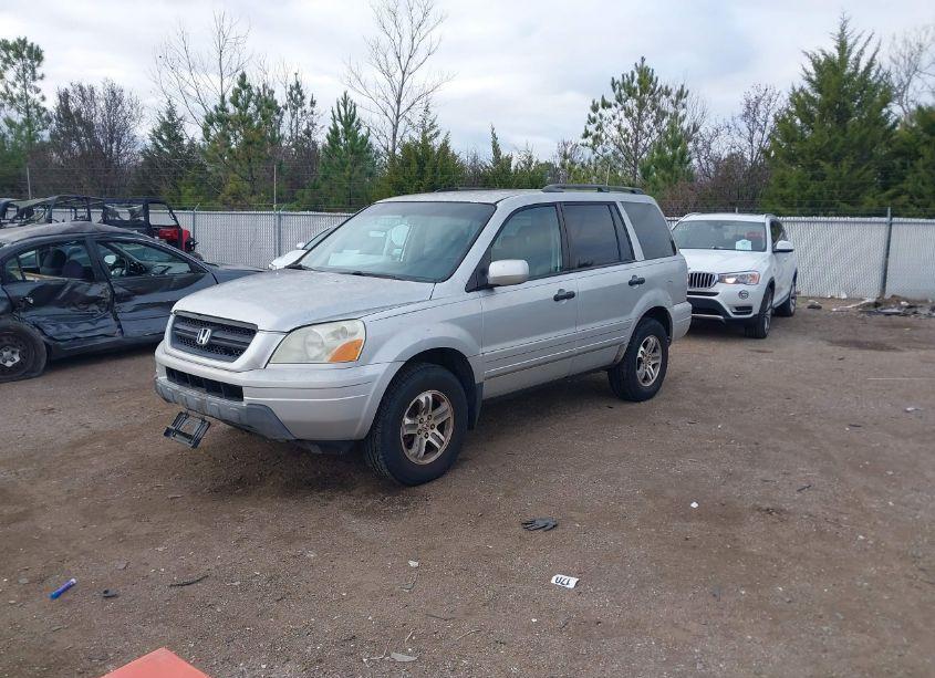 Photo 2 of 2005 Honda Pilot EX (VIN 5FNYF18455B066194)