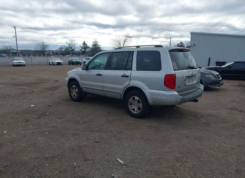 Photo 3 of 2005 Honda Pilot EX (VIN 5FNYF18455B066194)