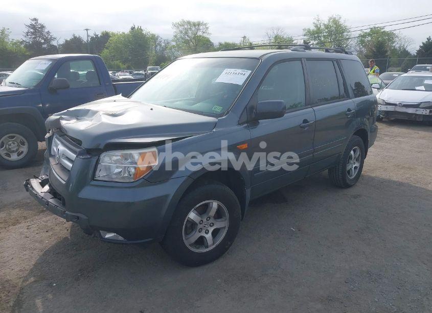 Photo 2 of 2006 Honda Pilot EX (VIN 5FNYF18456B023671)