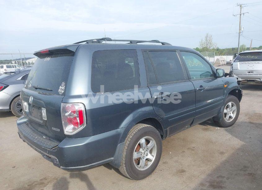 Photo 4 of 2006 Honda Pilot EX (VIN 5FNYF18456B023671)