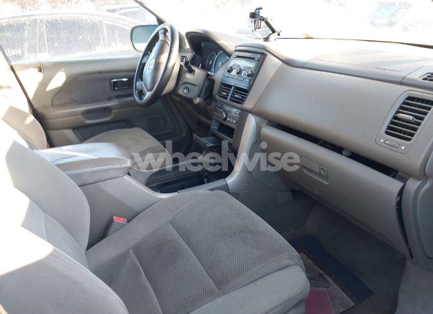 Photo 5 of 2008 Honda Pilot EX (VIN 5FNYF18458B028050)