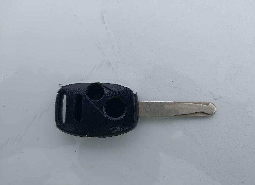 Photo 11 of 2005 Honda Pilot EX (VIN 5FNYF18465B000365)