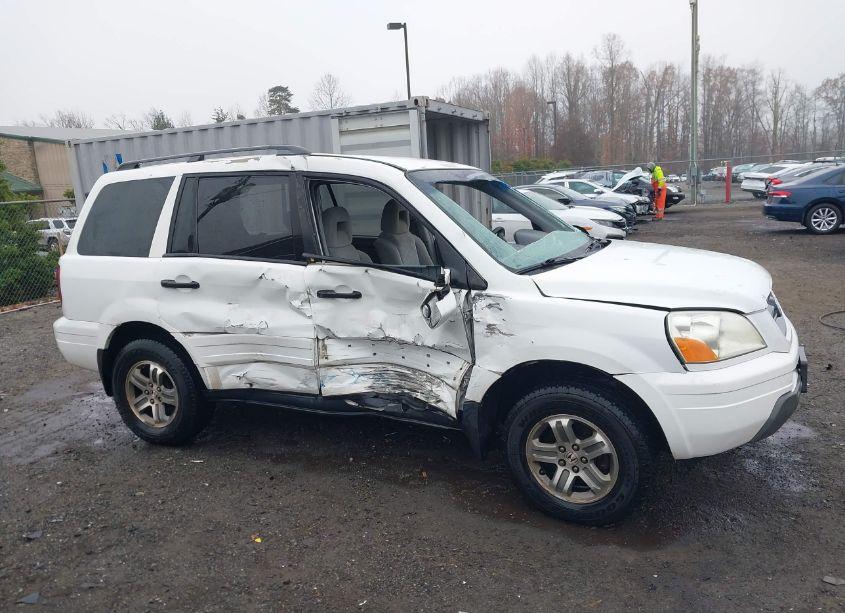 Photo 6 of 2005 Honda Pilot EX (VIN 5FNYF18465B000365)