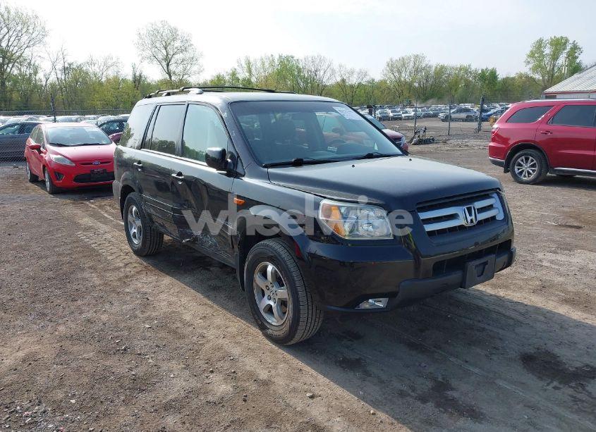2006 Honda Pilot EX (VIN 5FNYF18466B000402) main photo