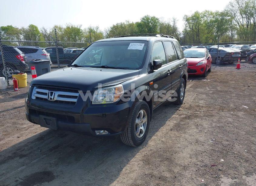 Photo 2 of 2006 Honda Pilot EX (VIN 5FNYF18466B000402)