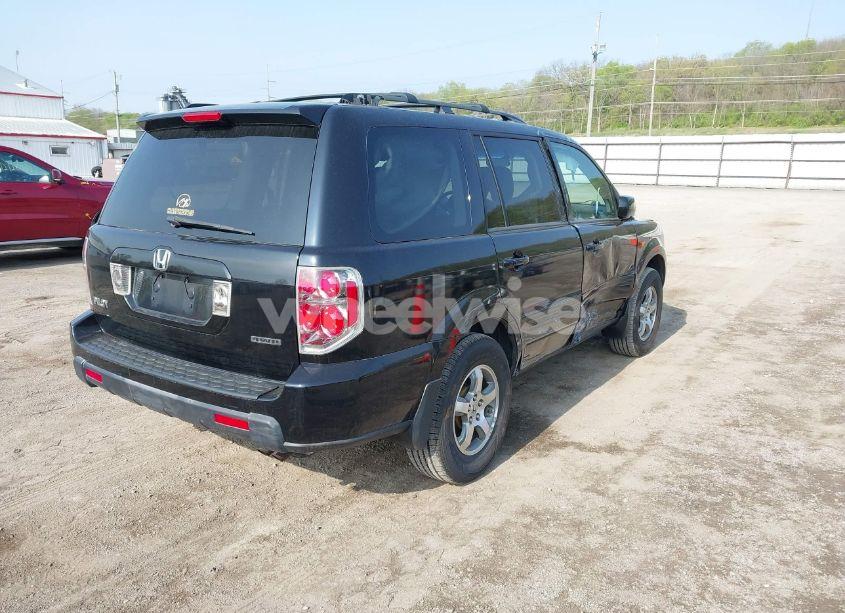 Photo 4 of 2006 Honda Pilot EX (VIN 5FNYF18466B000402)